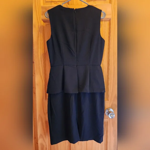 ℰ𝓁ℯℊ𝒶𝓃𝓉, ℳ𝒾𝓃𝒾𝓂𝒶𝓁, ℬ𝓁𝒶𝒸𝓀 𝒟𝓇ℯ𝓈𝓈 - Picture 3 of 3